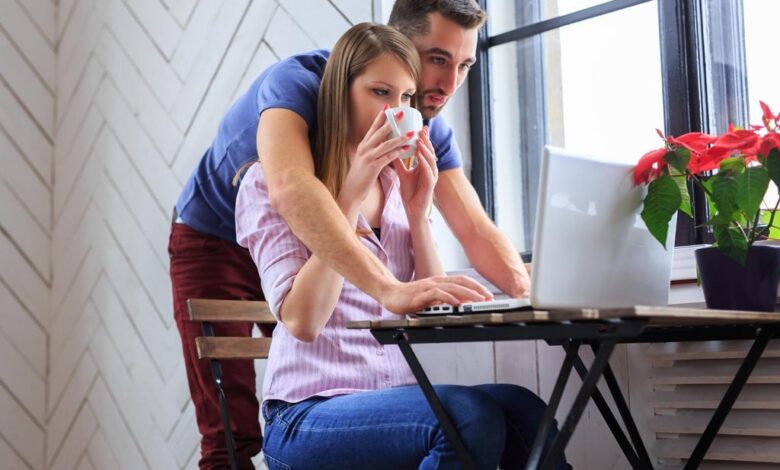 Dating in Workplace